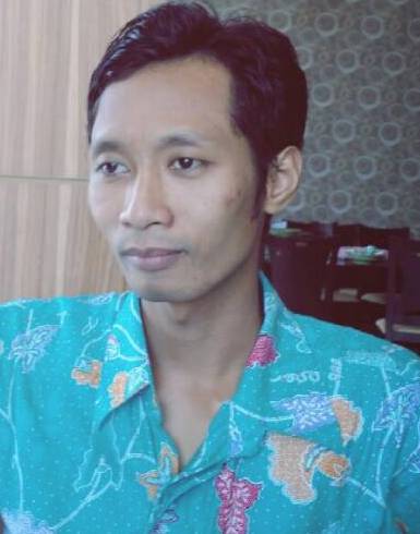 Kurniawan Adi Santoso ♥ Associate Writer