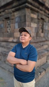 Sigit Rais ♥ Associate Writer