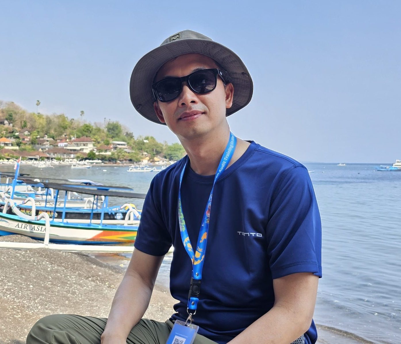 Tatok Indratno ♥ Associate Writer