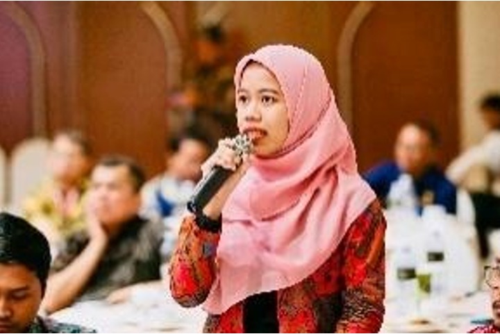 Dwi Supatmi ♥ Associate Writer