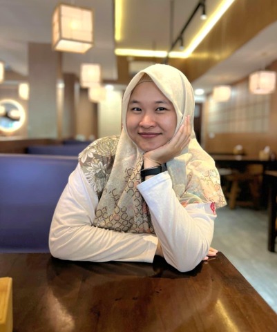 Revita Rahim ♥ Associate Writer