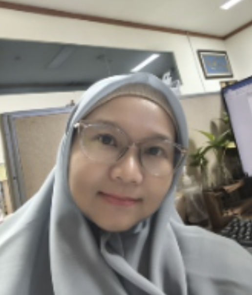 Dian Isna Martanti ♥ Associate Writer